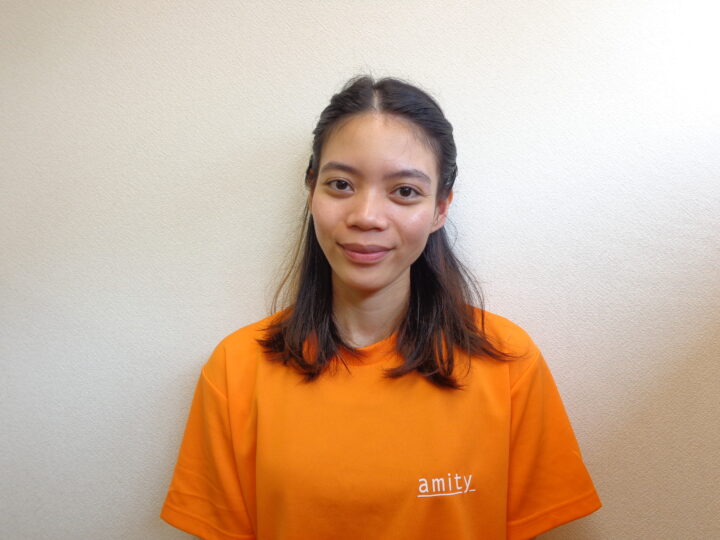 Hi there! I'm C. Feeling the summer heat? 🥵 I hope everyone's enjoying the sunshine 🌞, cool drinks 🍹, and maybe a little ice cream too🍦! Summer is great time to learn something new, and at Amity we make learning English fun with songs 🎶, games 🎲, crafts 🎨, and lots of smiles 😊😊😊. Whether you're just beginning or already love English, we'd be happy to welcome you to our school. Come visit us and see how much fun summer learning can be! 🤗二子玉川校のこども英語・英会話教室アミティー