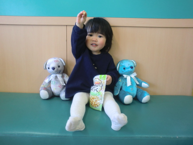 えいご　たのしいよ♪英語が聞き取れる”耳”を育てます。正しい発音を習得するにはベビーからのスタートが効果的！長野校のこども英語・英会話教室アミティー
