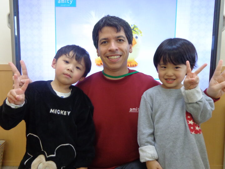 【会話クラス】6カ月から通えます！みんな先生と仲良し🎵富山校のこども英語・英会話教室アミティー