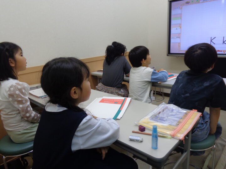 日本人会話クラスで基礎力アップ！福島校のこども英語・英会話教室アミティー