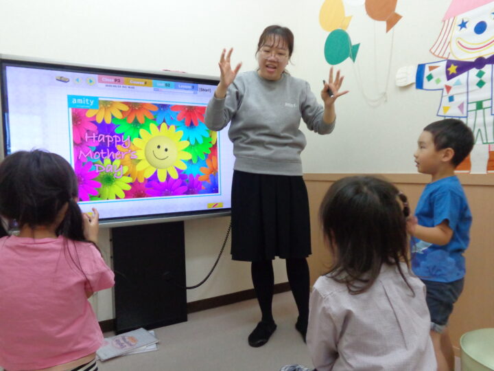 i Lesson®は年中から本格スタート！福島校のこども英語・英会話教室アミティー