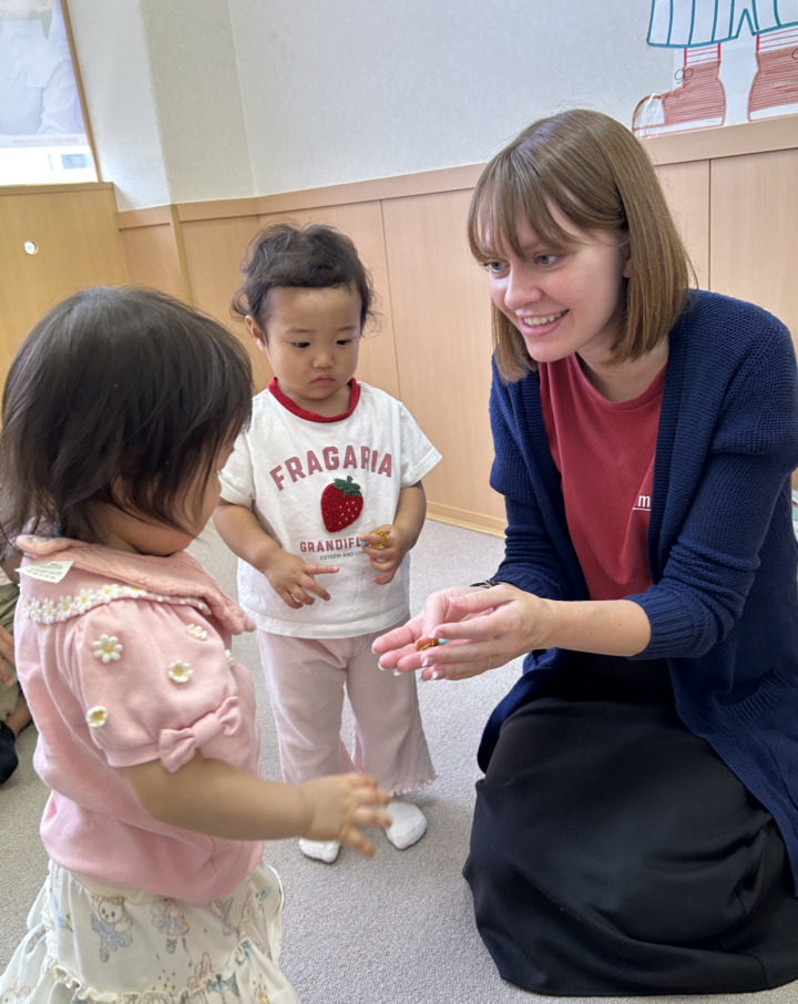 Babyクラスのレッスン風景♪仙台長町校のこども英語・英会話教室アミティー