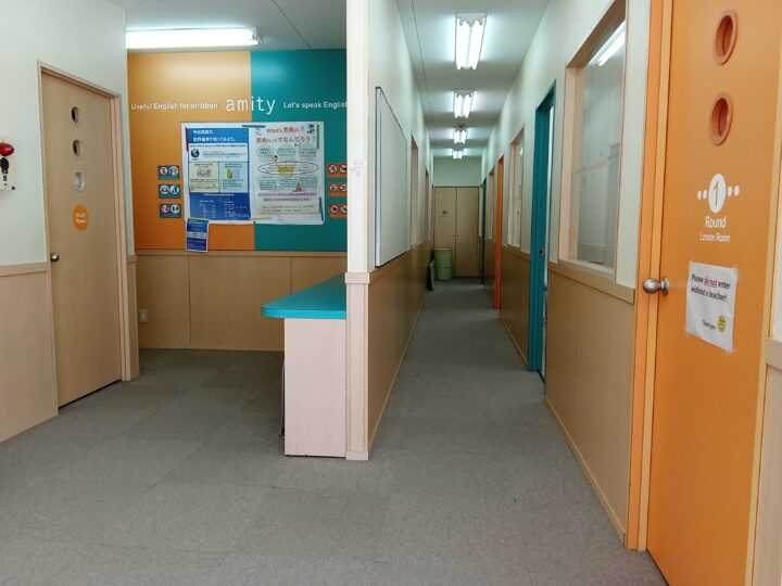 四日市校の内観写真