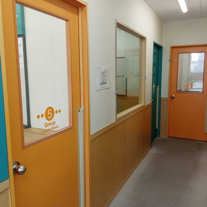 長久手校の外観写真