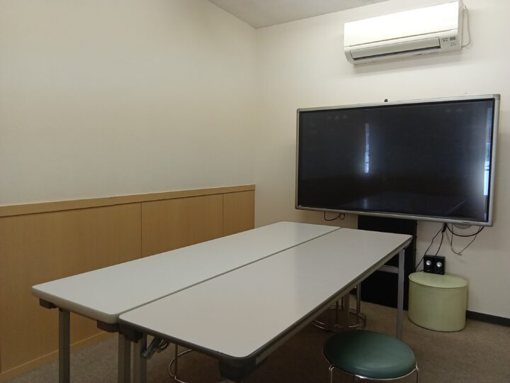 アミティー岐阜校の教室内観