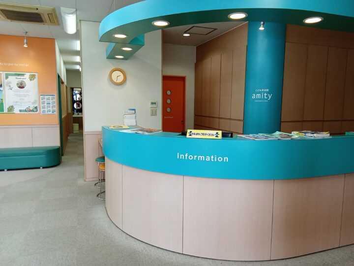 日立校カウンター