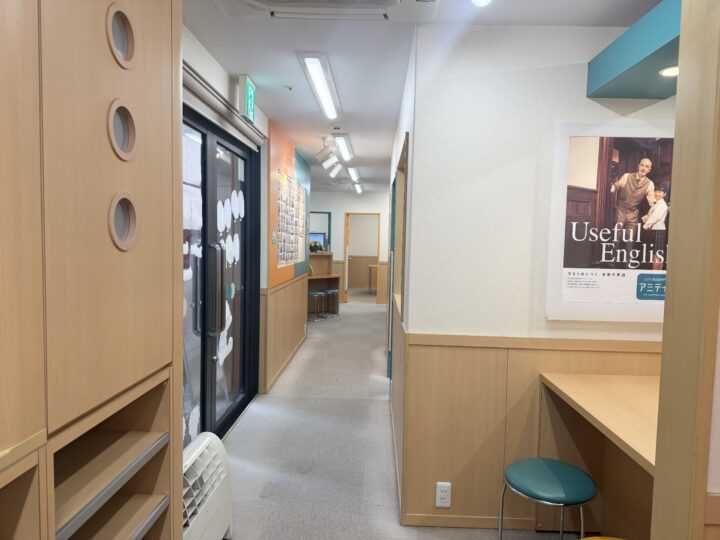 福岡西新校の教室内観①