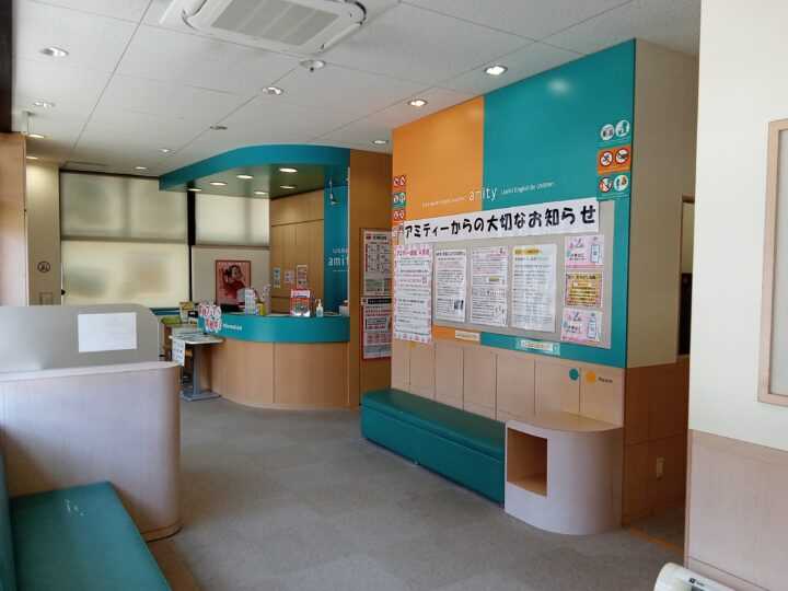 大和鶴間校の内観写真