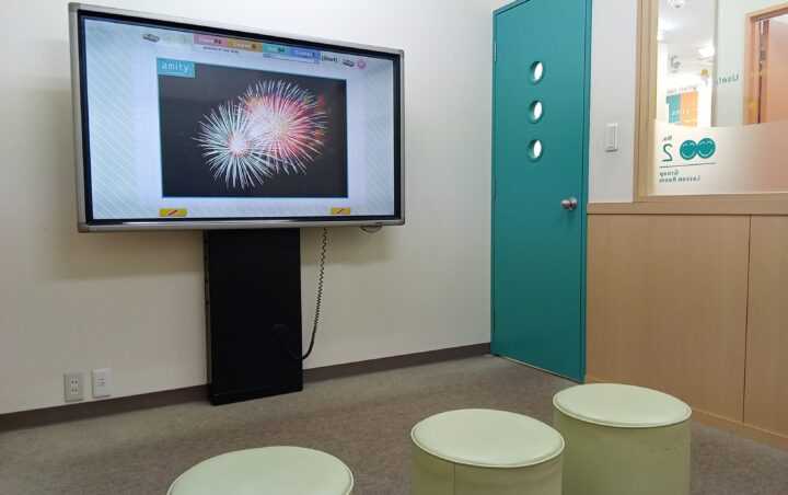 アミティー松本校の教室内観