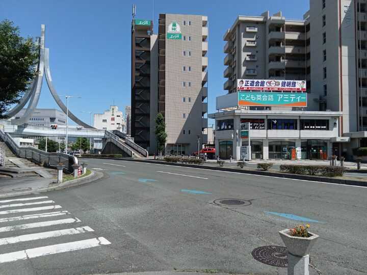 豊橋校の外観写真