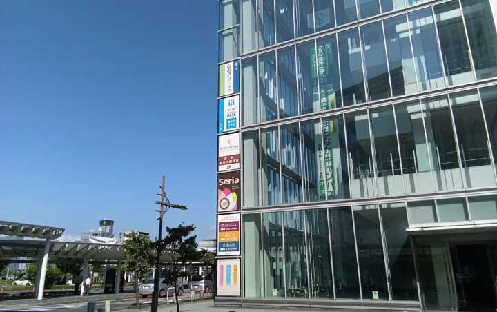 福井校の外観写真