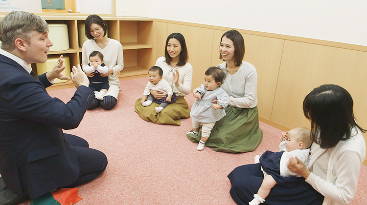 満6ヶ月 1歳 こども英会話 子供英語教室は アミティー